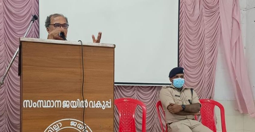  ലഹരിയുടെ ദോഷങ്ങൾ സ്‌കൂളിൽ പഠിപ്പിക്കണം:പ്രൊഫ. വർഗീസ് മാത്യു