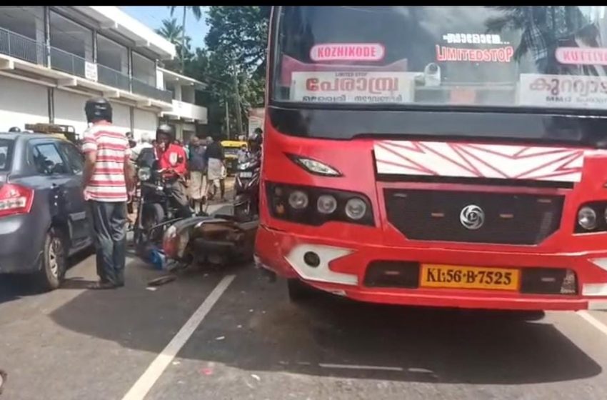  കുറ്റ്യാടി റൂട്ടിലെ സ്വകാര്യ ബസുകളുടെ മത്സരയോട്ടം : കർശന നടപടികളുമായി മനുഷ്യാവകാശ കമ്മീഷൻ