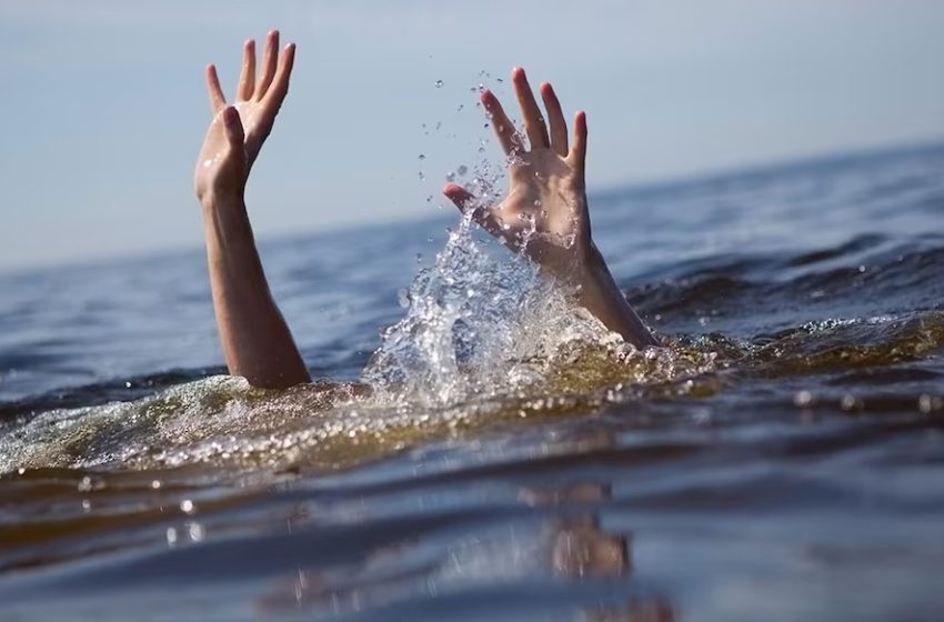  പിതൃതർപ്പണത്തിനിടെ നാലുപേർ മുങ്ങിമരിച്ചു.