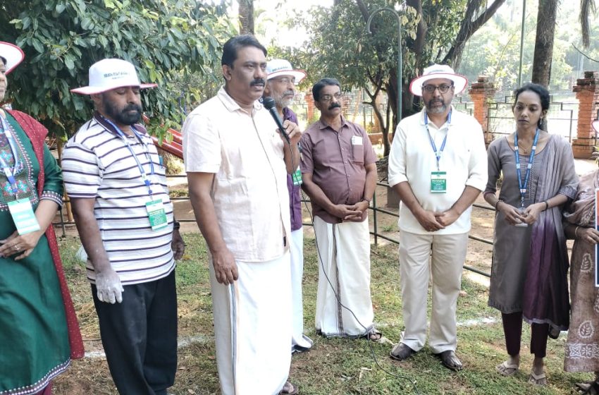  നഗരത്തിൽ മിനി വനം നിർമ്മിക്കൽ ; മാനാഞ്ചിറ പാർക്കിൽ “മിയാവാക്കി മാതൃകസൂഷ്മ വനം” ഒരുങ്ങുന്നു