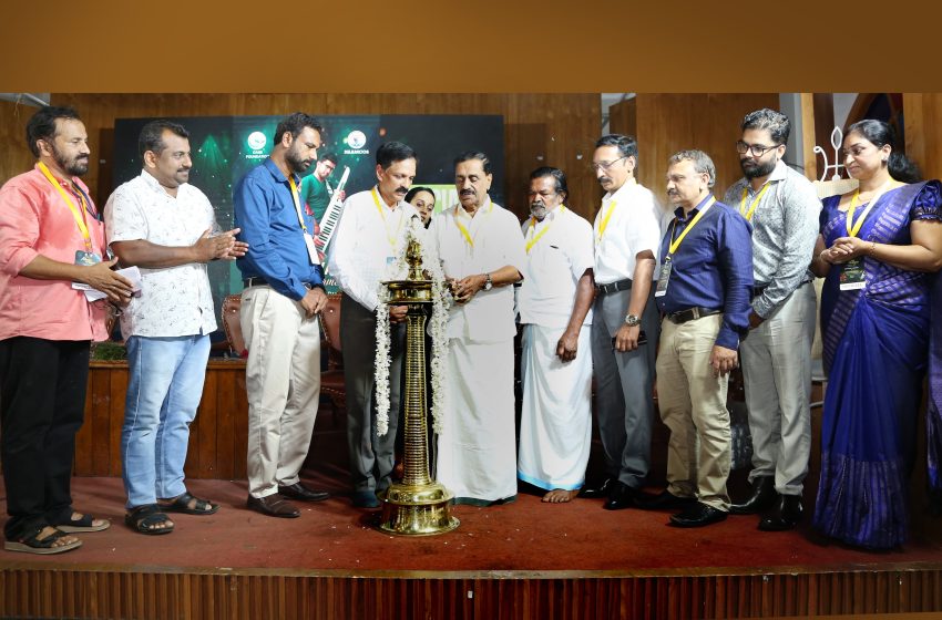  കെയർ ഫൗണ്ടേഷൻ – നാം കോസ് – മുട്ടഗ്രാമംപദ്ധതി പ്രഖ്യാപിച്ചു ; മാതൃകപരമെന്ന് തോട്ടത്തിൽ രവീന്ദ്രൻ എം എൽ എ