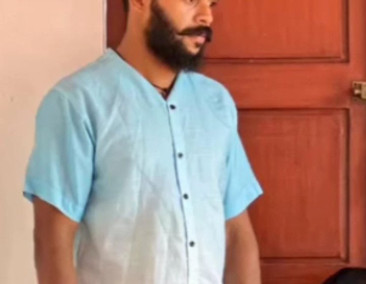  അത്തോളിയിൽ കൊലക്കേസ് പ്രതി തൂങ്ങി  മരിച്ച നിലയിൽ