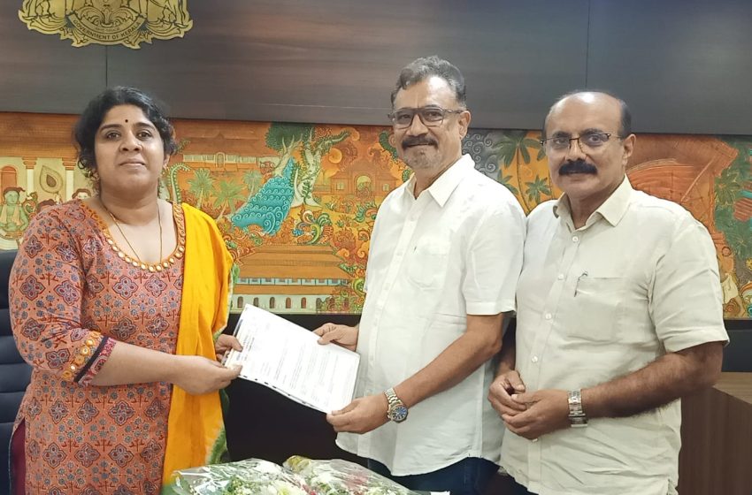 ടോൾ പ്ലാസ :ജില്ലാ കലക്ടർക്കുംസിറ്റി പൊലീസ് കമീഷണർക്കുംനിവേദനം നൽകി