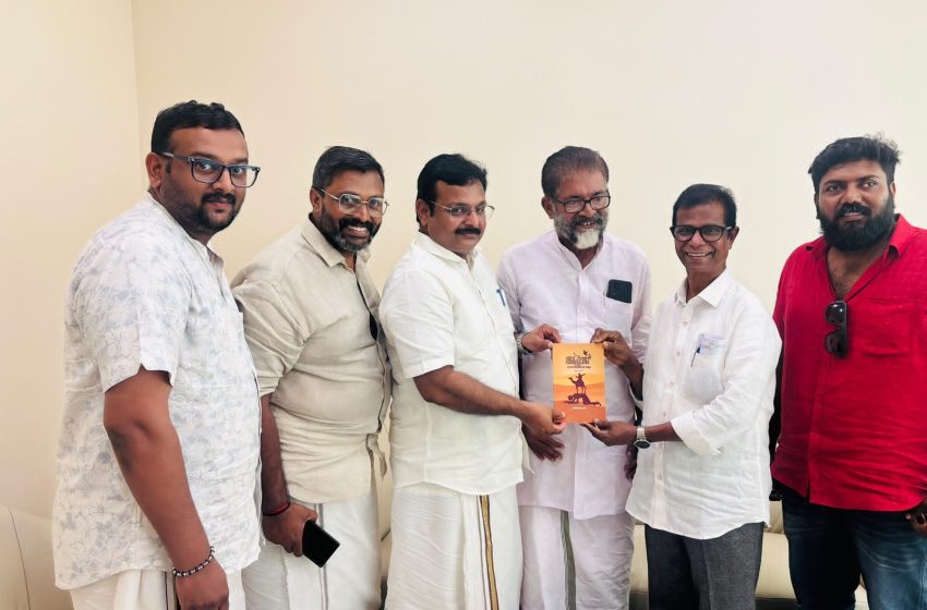  അഫ്രാജ് ഇന്ദ്രൻസ് ഏറ്റുവാങ്ങി